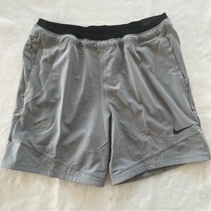 New Nike Pro Training Athletic Running Shorts Gray Men's Size Large CU4991-073